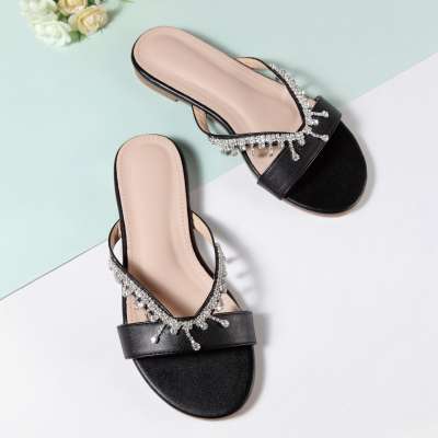 2020 Women Bling Slippers Rhinestone Sandals Flat Ladies Shoes Outdoor Flip Flop House Slippers Ladies Flat Indoor Slippers